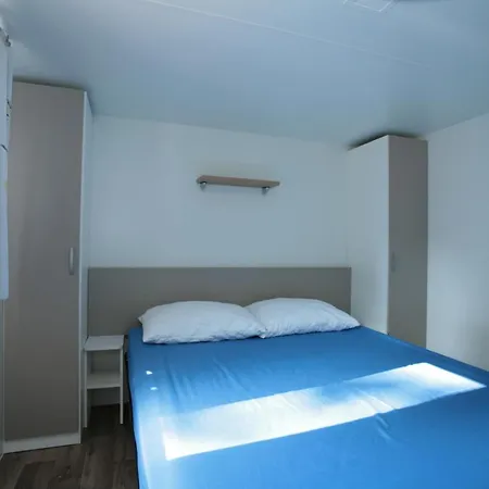 假日公园 Camping Adria Mobile Homes Lanterna 4*