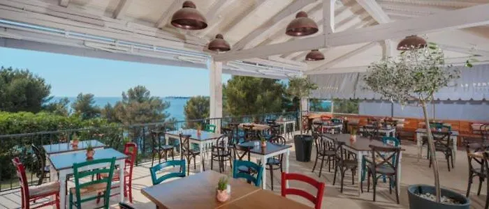 Camping Adria Mobile Homes Lanterna