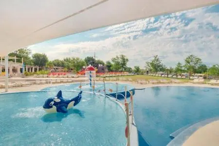 منتزه العطل Camping Adria Mobile Homes Lanterna