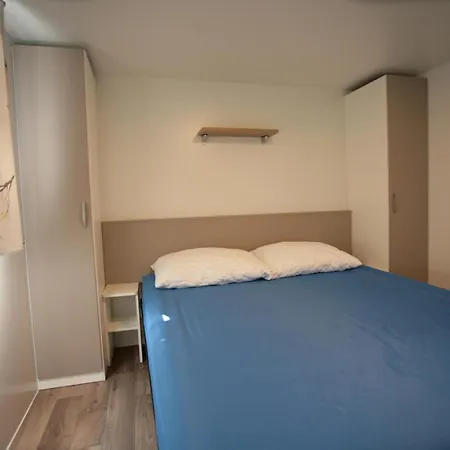 Camping Adria Mobile Homes Lanterna Feriepark 4*