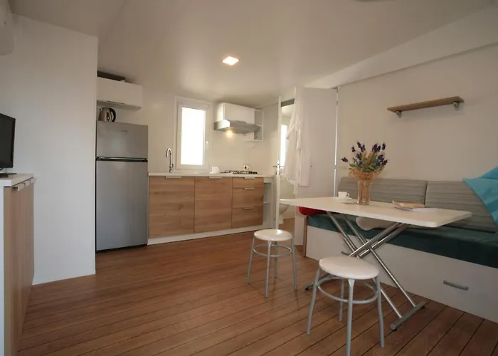 Camping Adria Mobile Homes Lanterna 4* Poreč