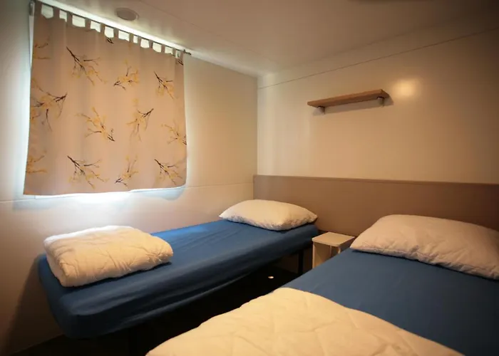 홀리데이파크 Camping Adria Mobile Homes Lanterna 포레치