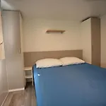 Camping Adria Mobile Homes Lanterna 홀리데이파크 4*